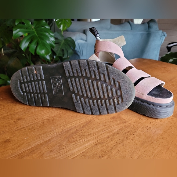 Dr. Marten Clarisa II Quad Platform Sandals - Picture 6 of 10